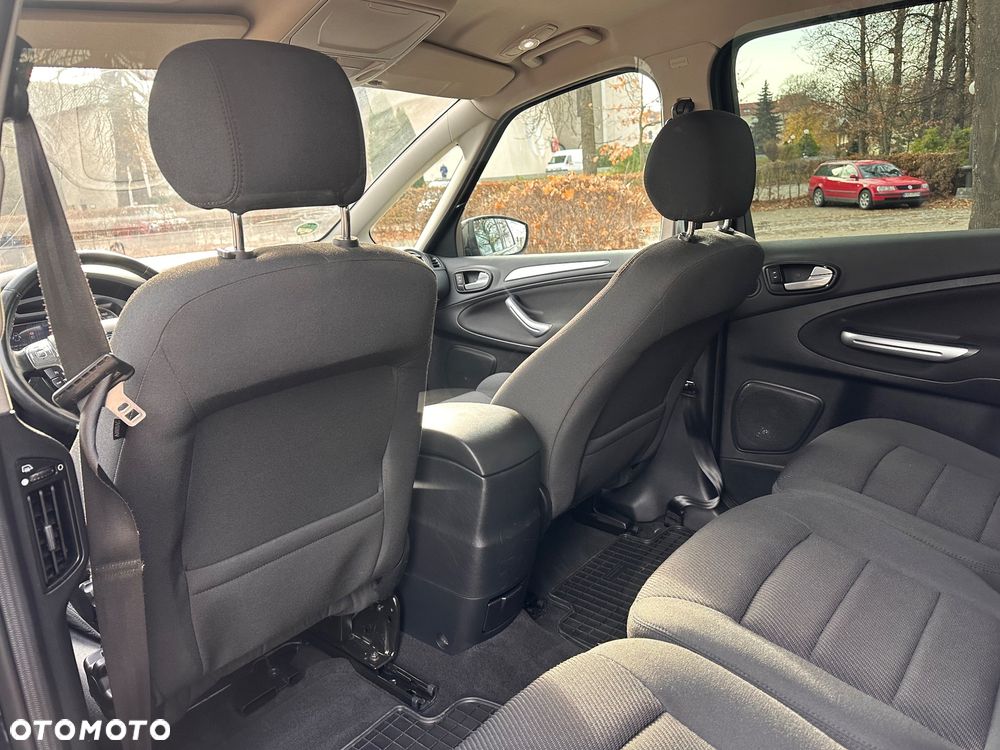 Ford S-Max 2.0 TDCi DPF Titanium - 24