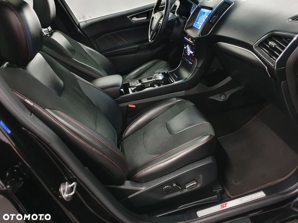 Ford Edge 2.0 EcoBlue Twin-Turbo 4WD ST-Line - 17