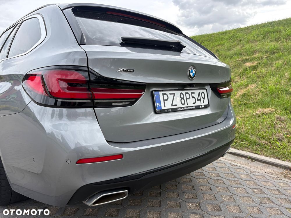 BMW Seria 5 520d xDrive - 7