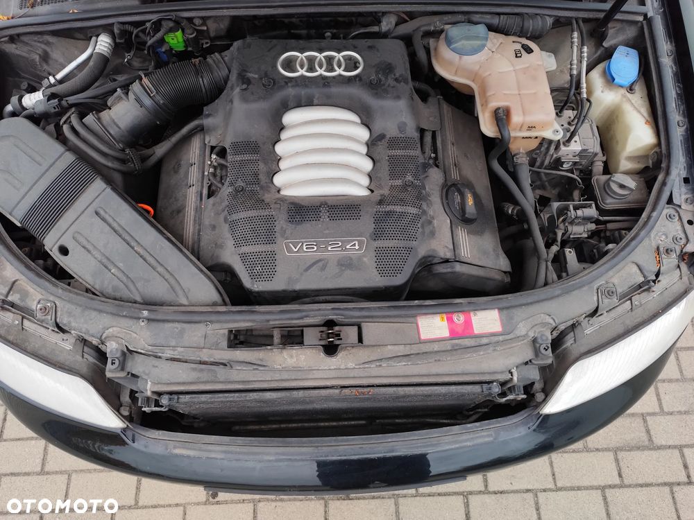 Audi A4 Avant 2.4 - 21