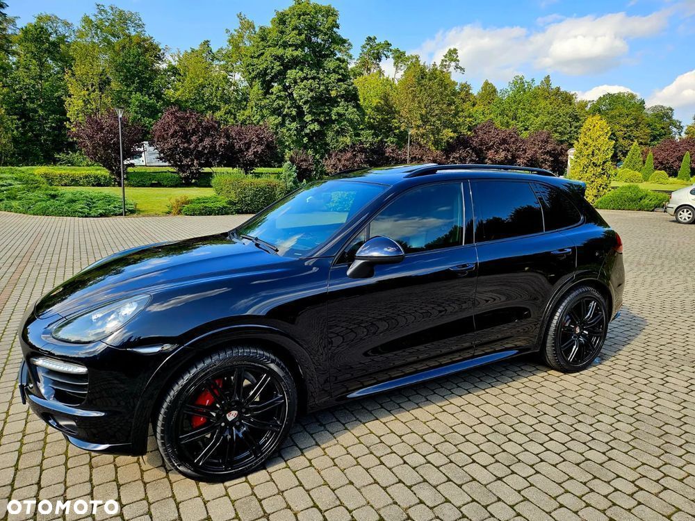 Porsche Cayenne - 8