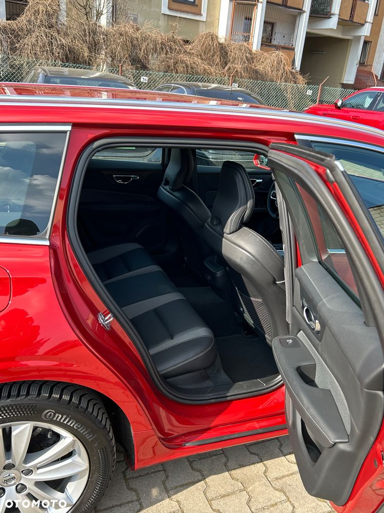 Volvo V60 B4 B Plus Bright - 10