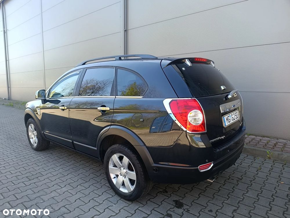 Chevrolet Captiva 2.4 2WD 7 Sitzer LS Family Edition - 20