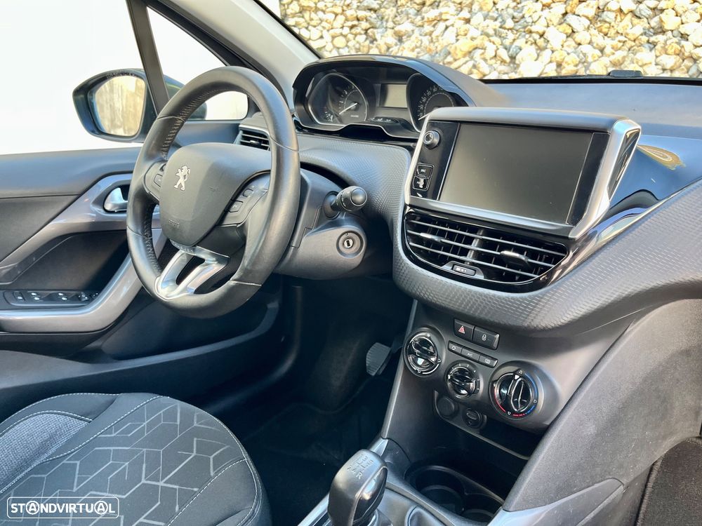 Peugeot 2008 - 30