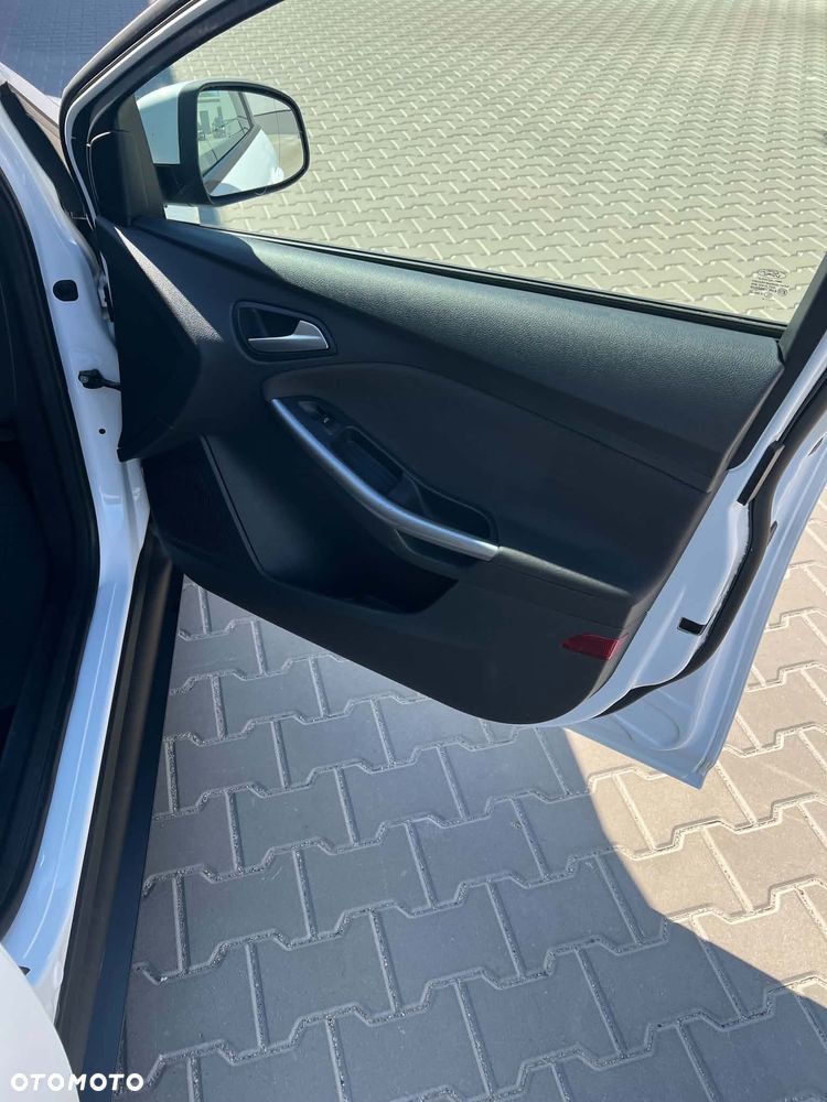 Ford Focus - 23