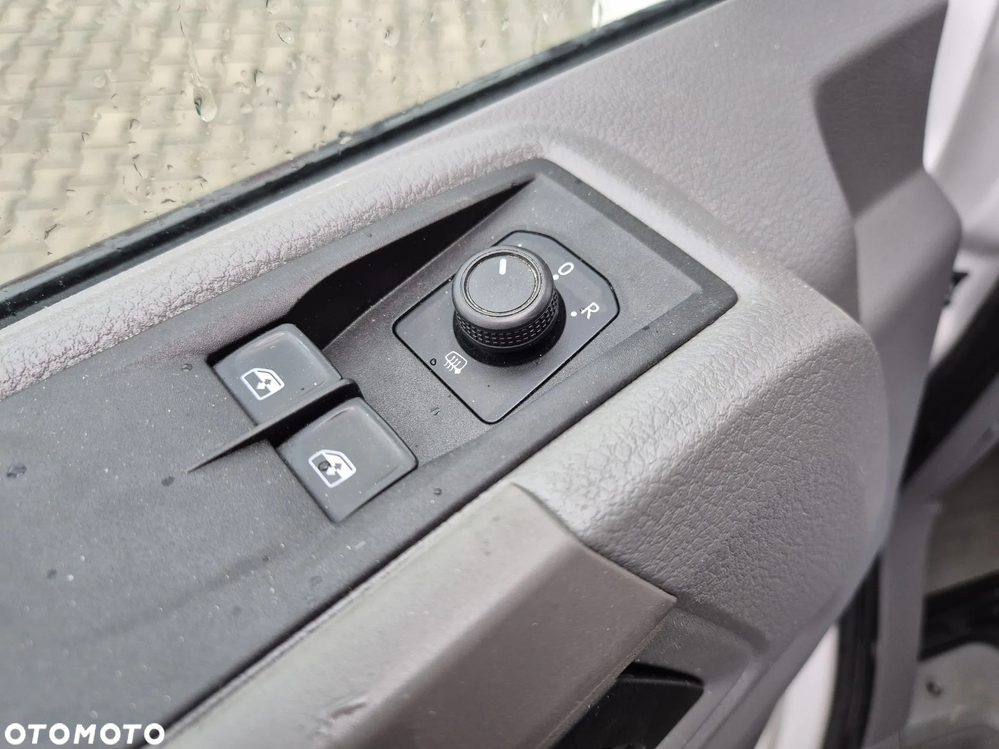 MAN TGE 3.180 DSG 4Motion / 4X4 / CHŁODNIA MITSUBISHI / WINDA ZEPRO 750KG / WEBASTO / BEZWYPADKOWY / 8 EUROPALET / STAN IDEALNY / RZADKOŚĆ NA RYNKU! - 26