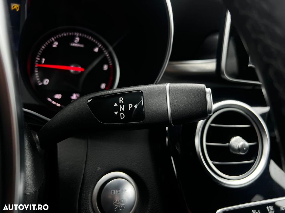 Mercedes-Benz GLC - 23