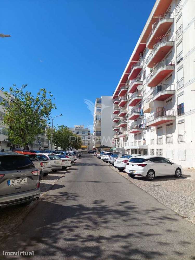 Quarteira - Apartamento a 100 metros da praia - Grande imagem: 2/13