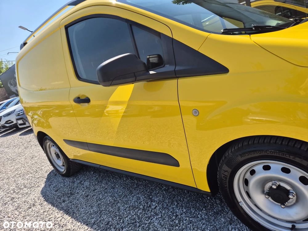 Ford TRANSIT COURIER - 25