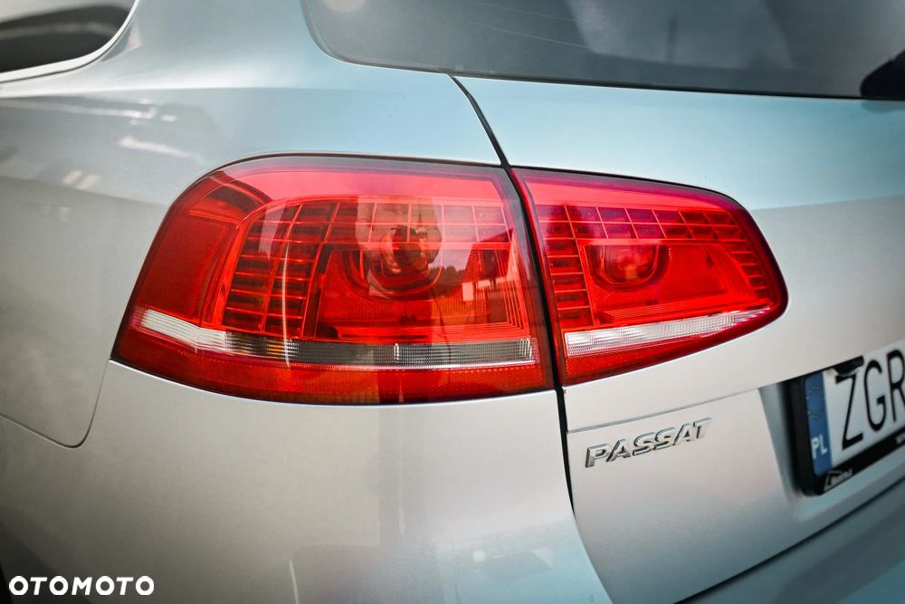 Volkswagen Passat 2.0 Blue TDI DSG SCR Comfortline - 12