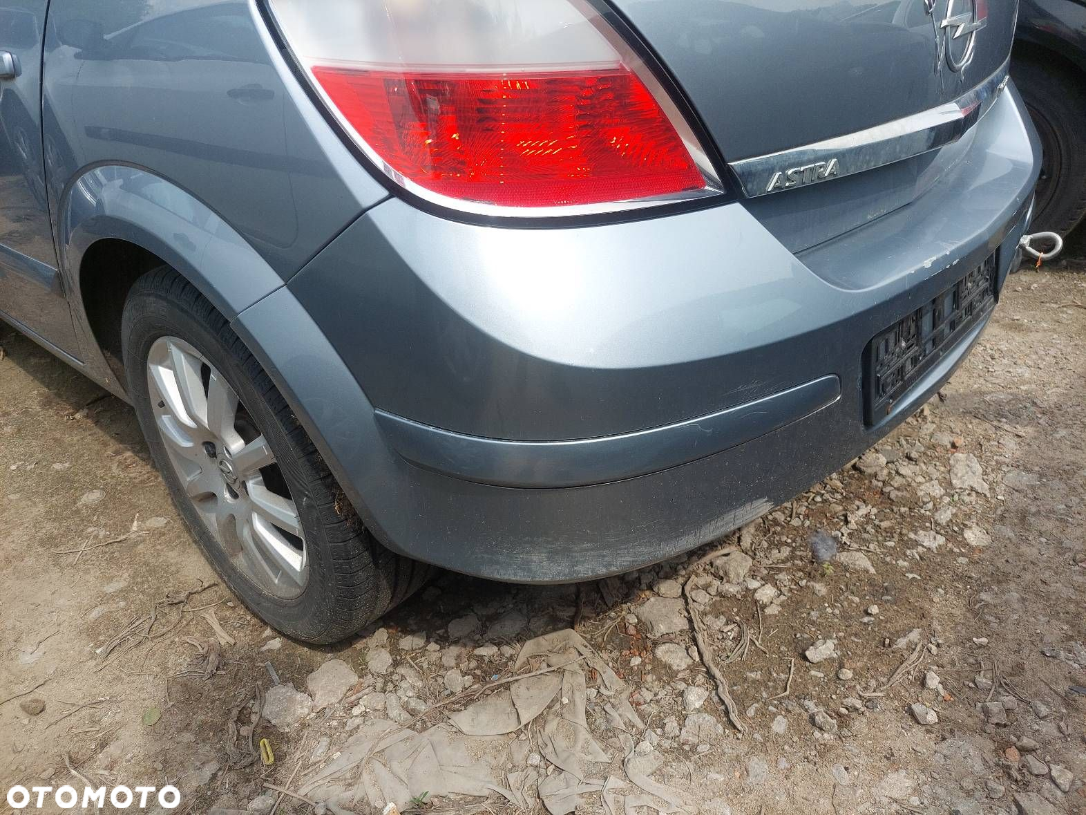 KOMPLETNY TYŁ KLAPA ZDERZAK LAMPA OPEL ASTRA H Z163 - 3