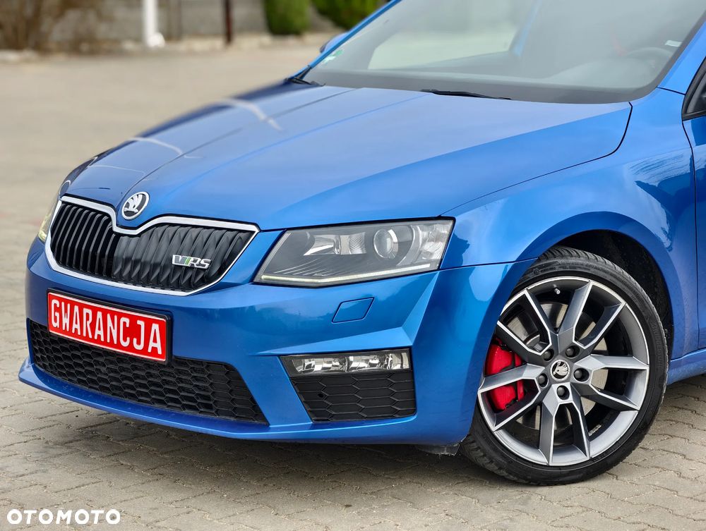Skoda Octavia 2.0 TDI DSG RS - 29