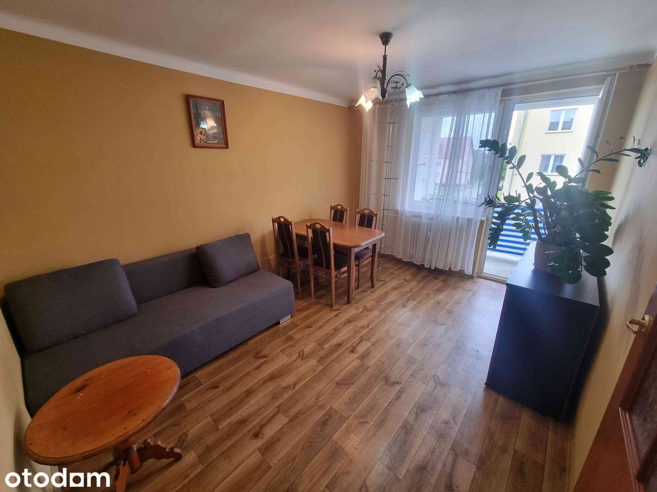 2 Pokoje _ 1 Piętro _ Balkon _ Piwnica _ Niski Czynsz _ POLECAM !