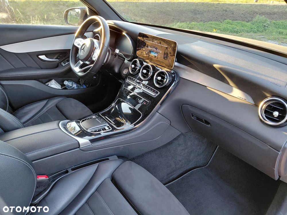 Mercedes-Benz GLC - 9