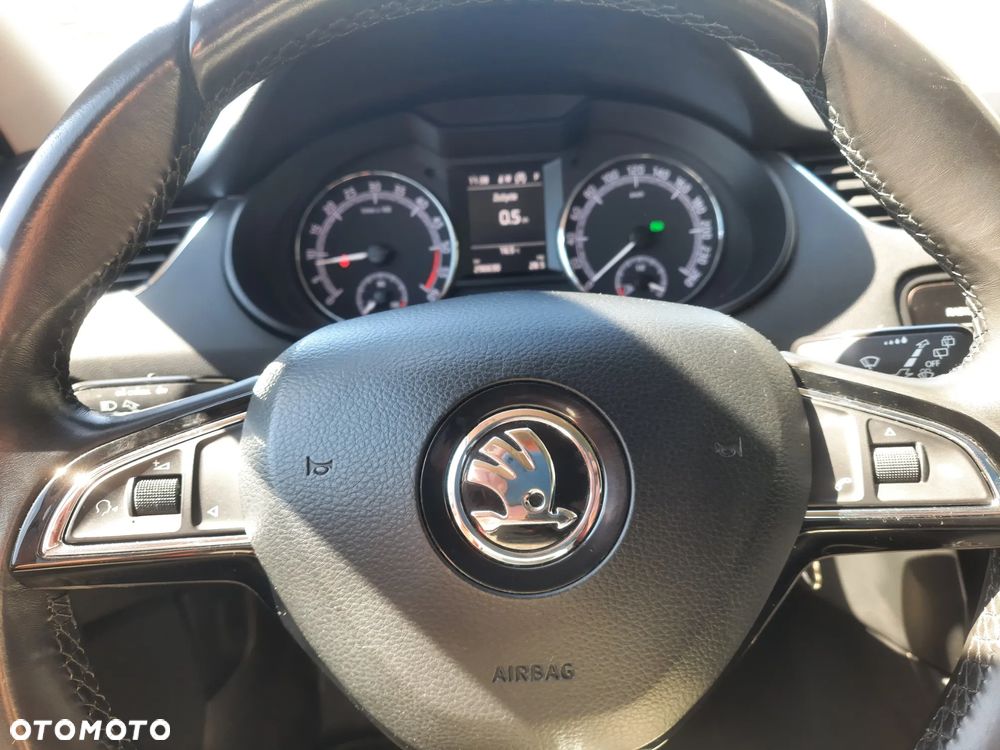 Skoda Octavia 1.6 TDI DSG Ambition - 10
