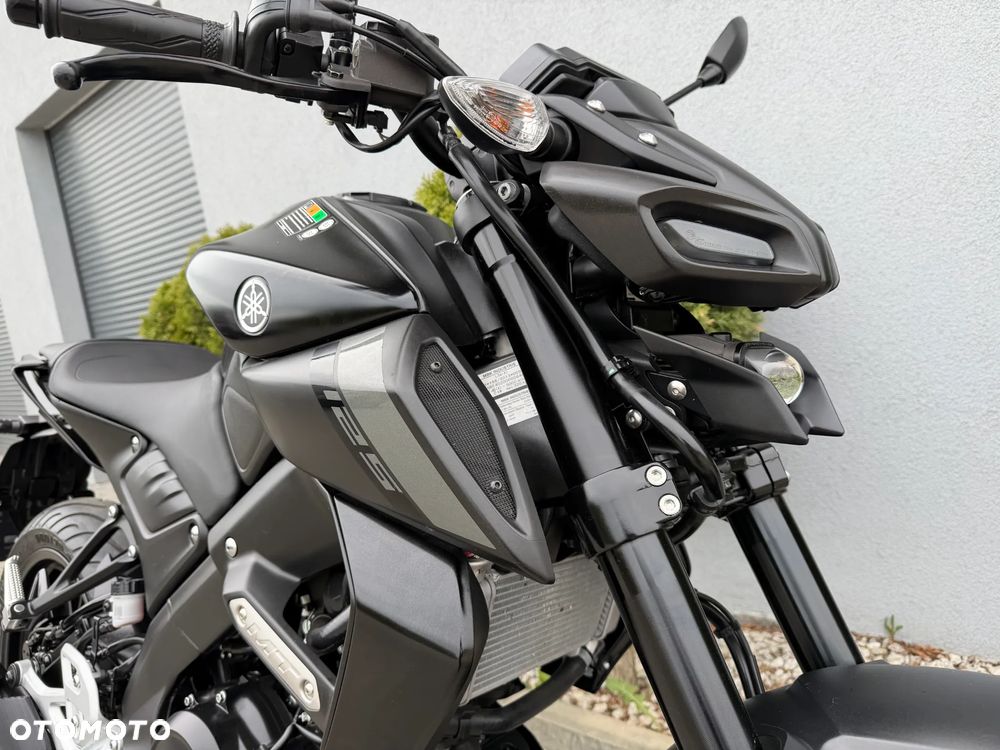 Yamaha MT - 16