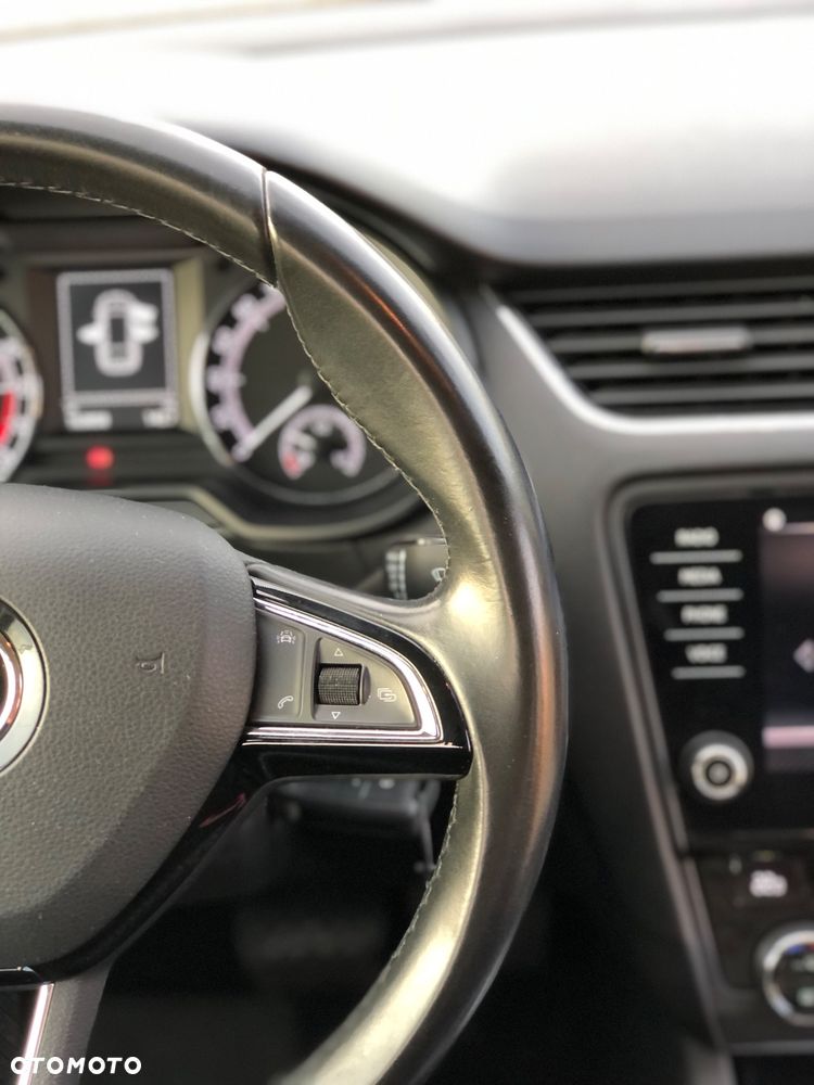 Skoda Octavia 2.0 TDI Ambition DSG - 31