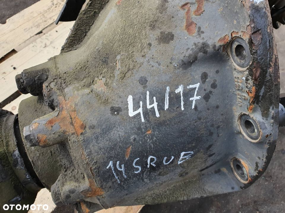 WKŁAD MOSTU TYŁ SCANIA 44:17 BLOKADA - 2