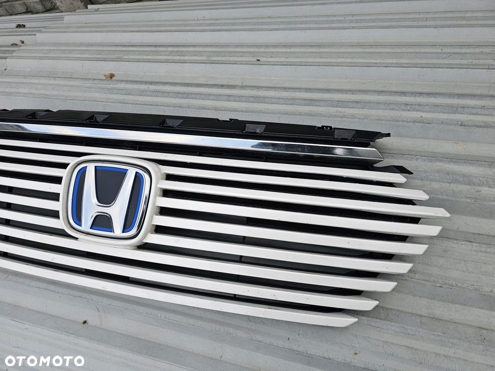 Honda hrv hr-v III 21r- HYBRYD atrapa grill w zderzak przód - 2