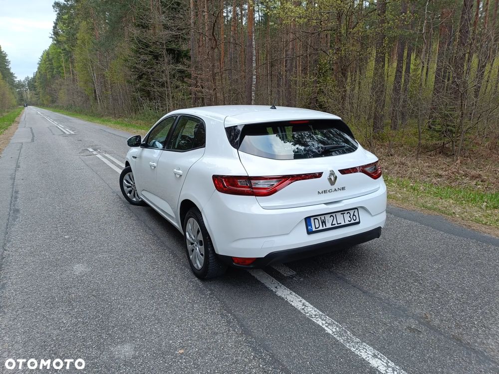 Renault Megane 1.6 SCe Life - 39