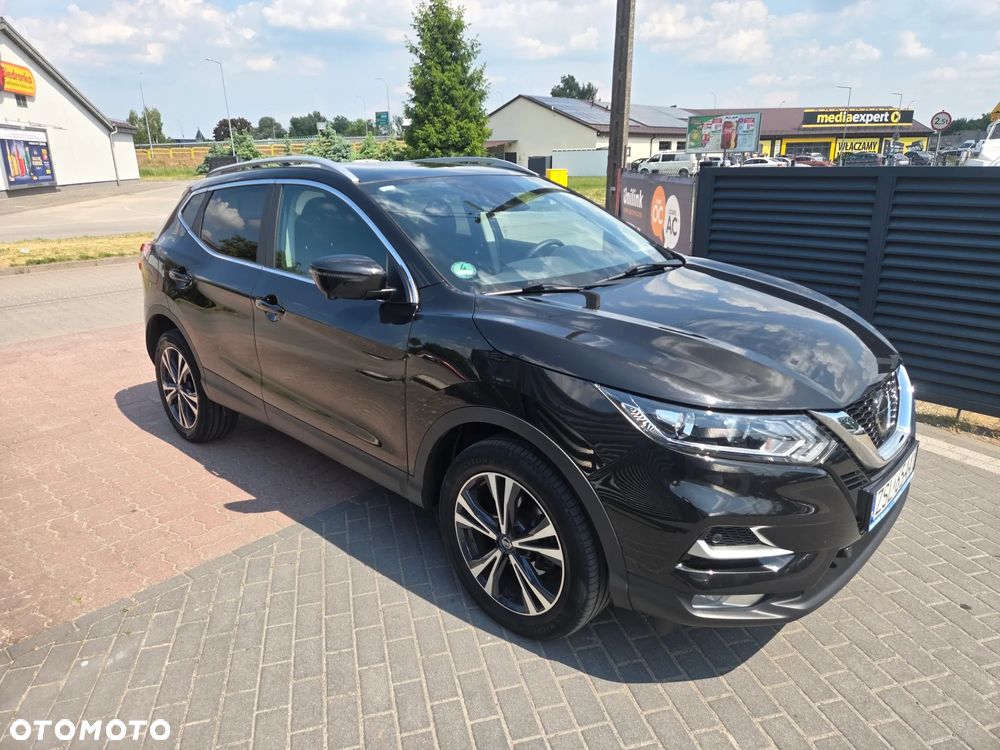 Nissan Qashqai 1.3 DIG-T AKARI - 16