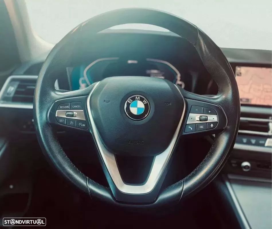 BMW 330 e Touring Line Sport Auto - 6