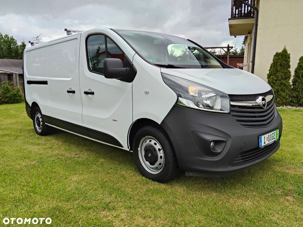 Opel Vivaro - 2