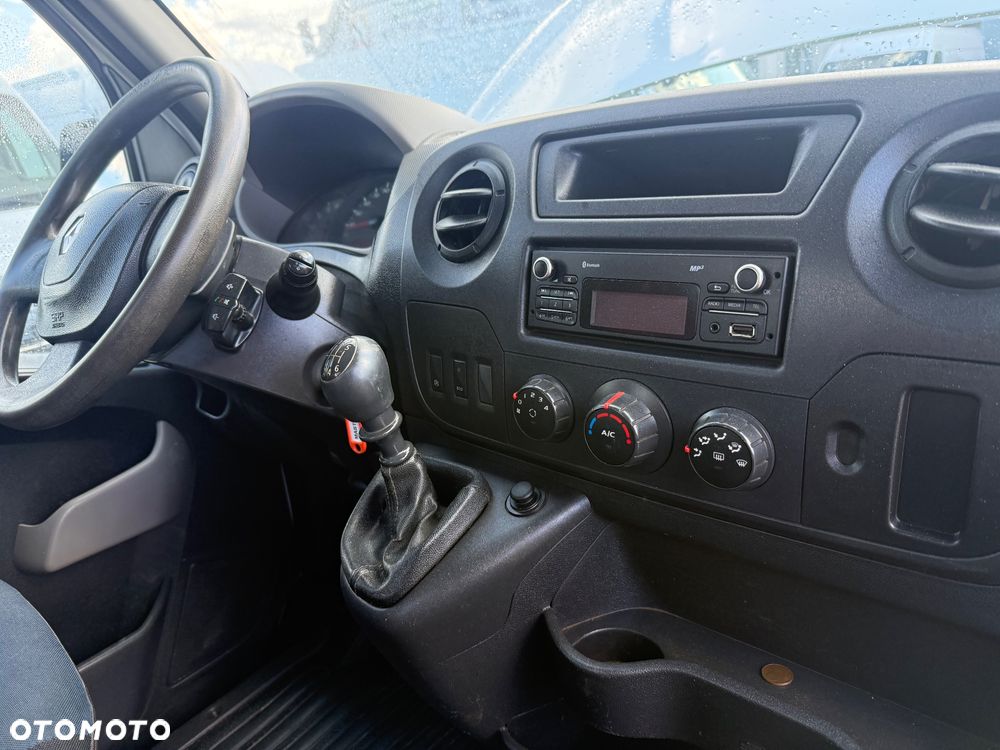 Renault Master - 18
