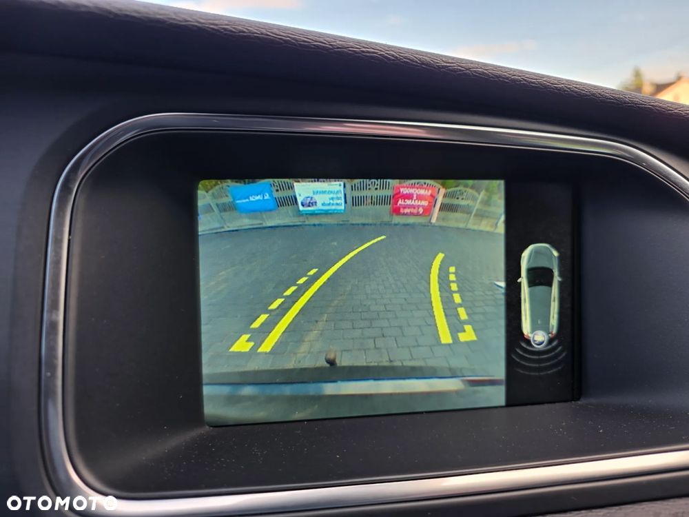 Volvo V40 D4 Drive-E R-Design Kinetic - 21