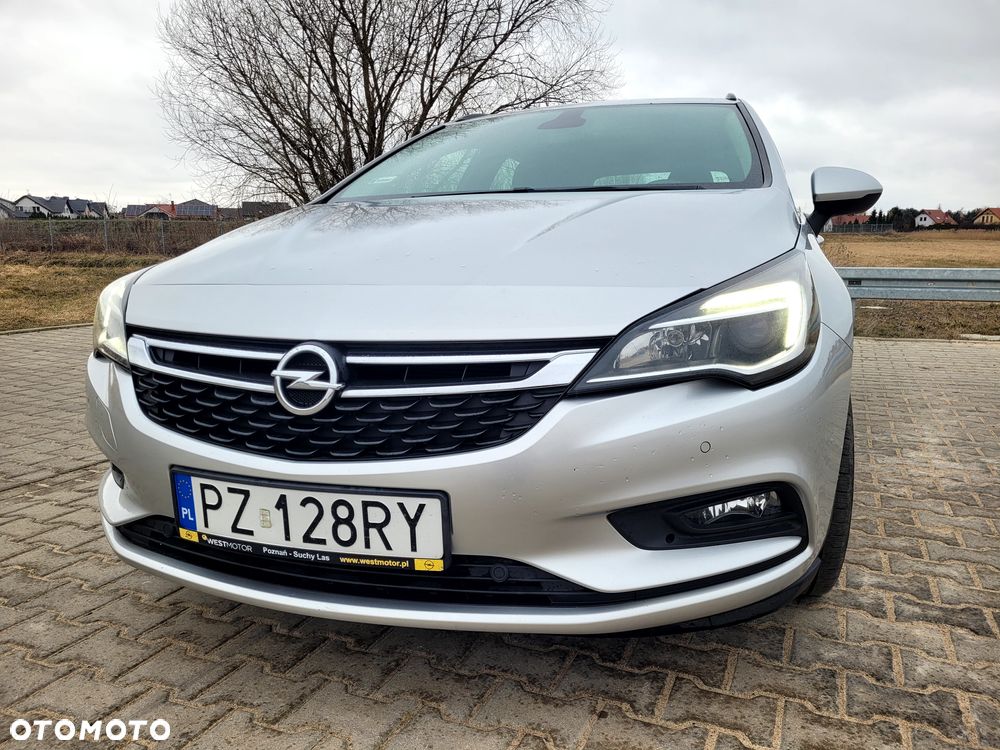 Opel Astra 1.6 CDTI Enjoy S&S - 1