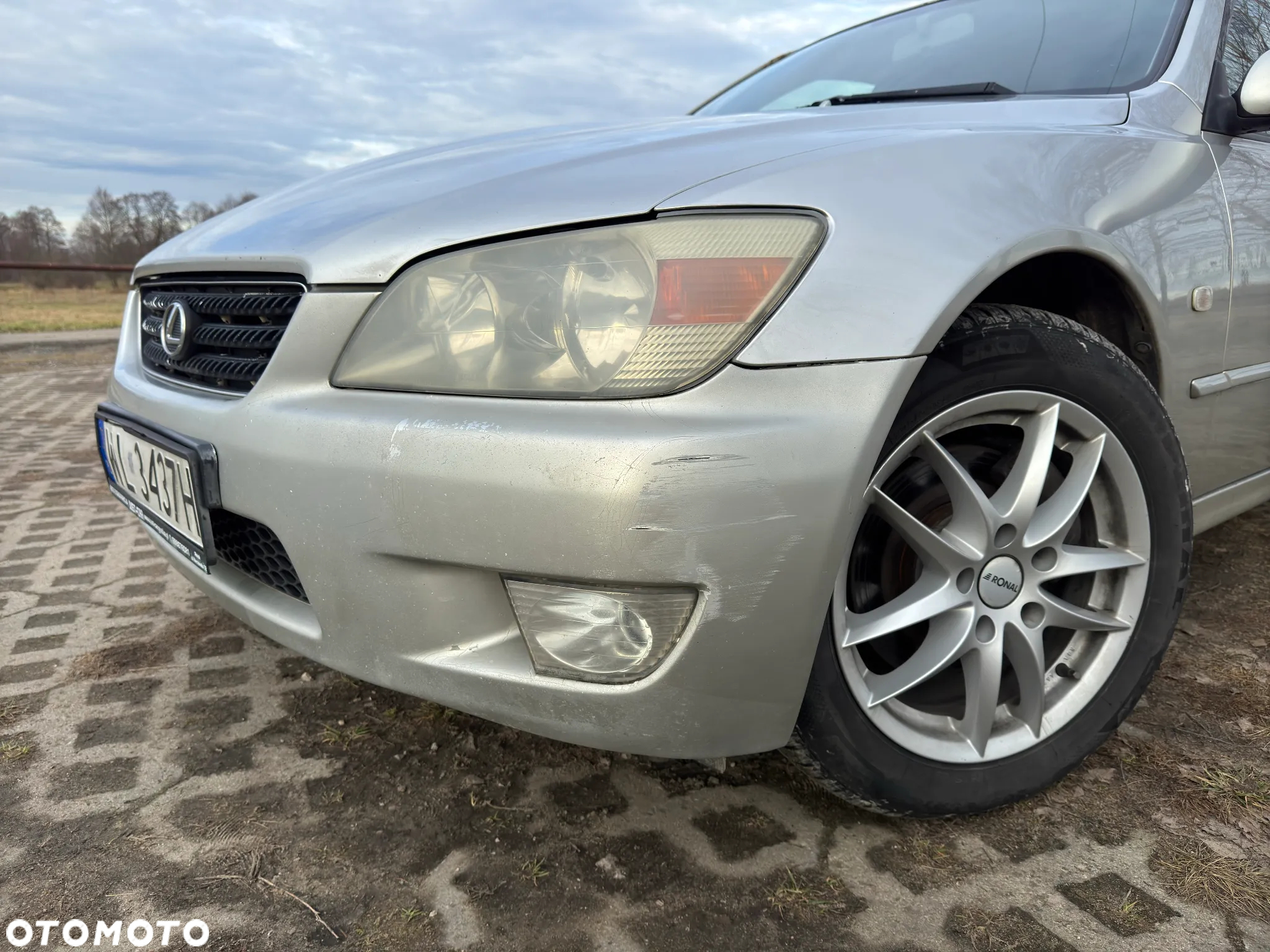 Lexus IS 200 Classic - 9