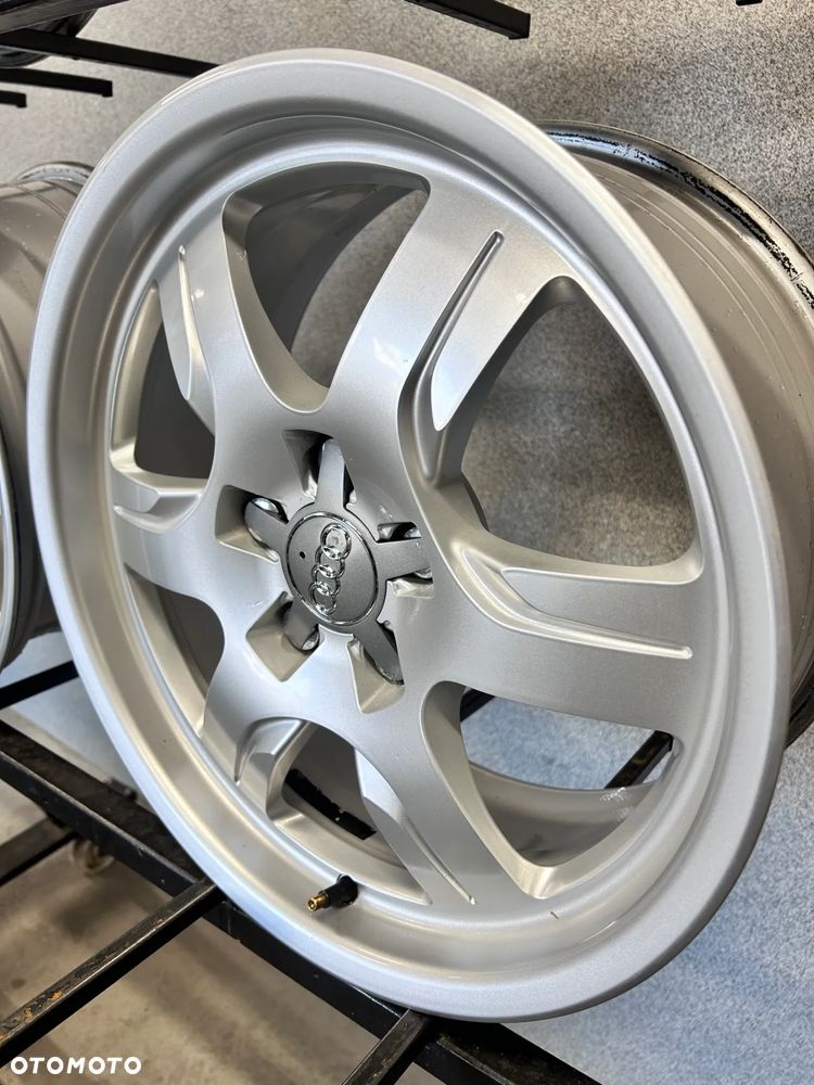 4 FELGI ALU. AUDI A5 8T0 , AUDI A4 B8 17'' 7,5J  ET28 - 13