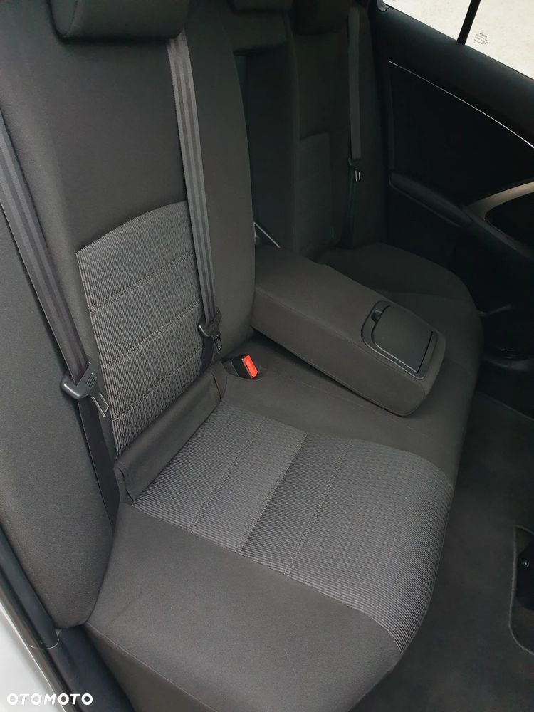 Toyota Avensis Touring Sports 1.8 Edition S+ - 37