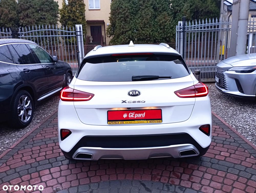 Kia XCeed 1.6 T-GDI L Business Line - 5