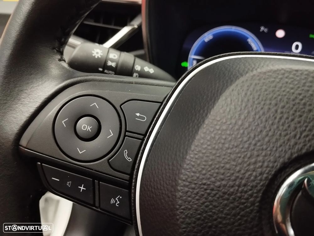 Toyota Corolla 1.8 Hybrid Comfort - 17