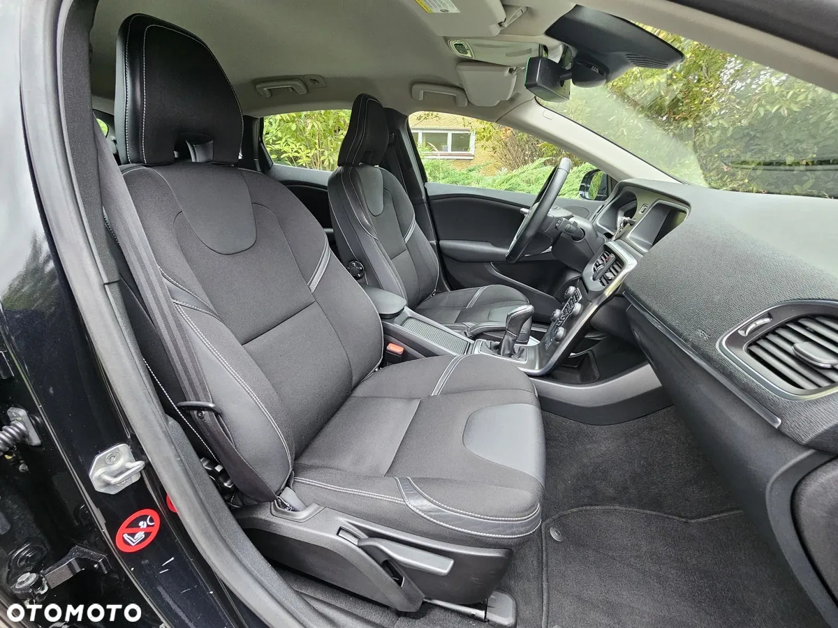 Volvo V40 - 13