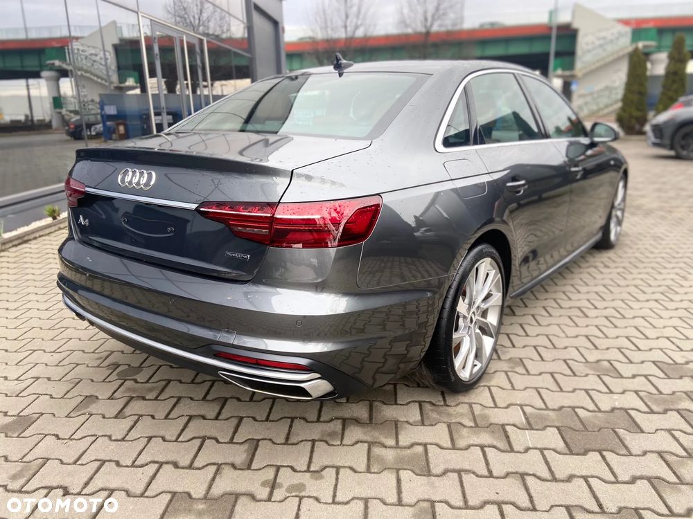 Audi A4 45 TFSI quattro S tronic S line - 7