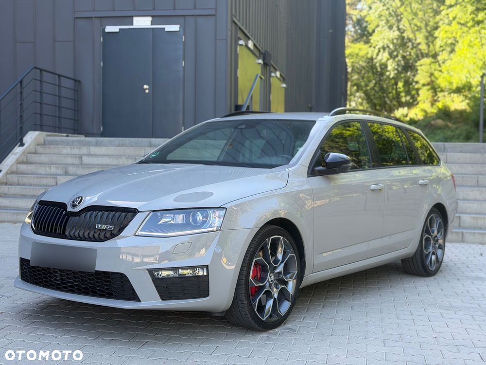 Skoda Octavia 2.0 TDI RS Challenge DSG - 4