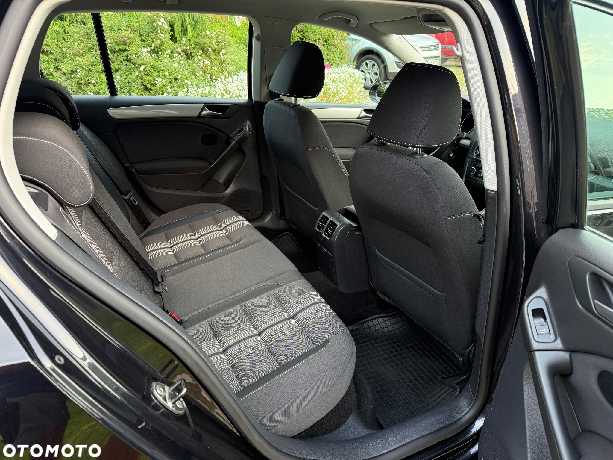 Volkswagen Golf 1.2 TSI BlueMotion Technology MATCH - 14