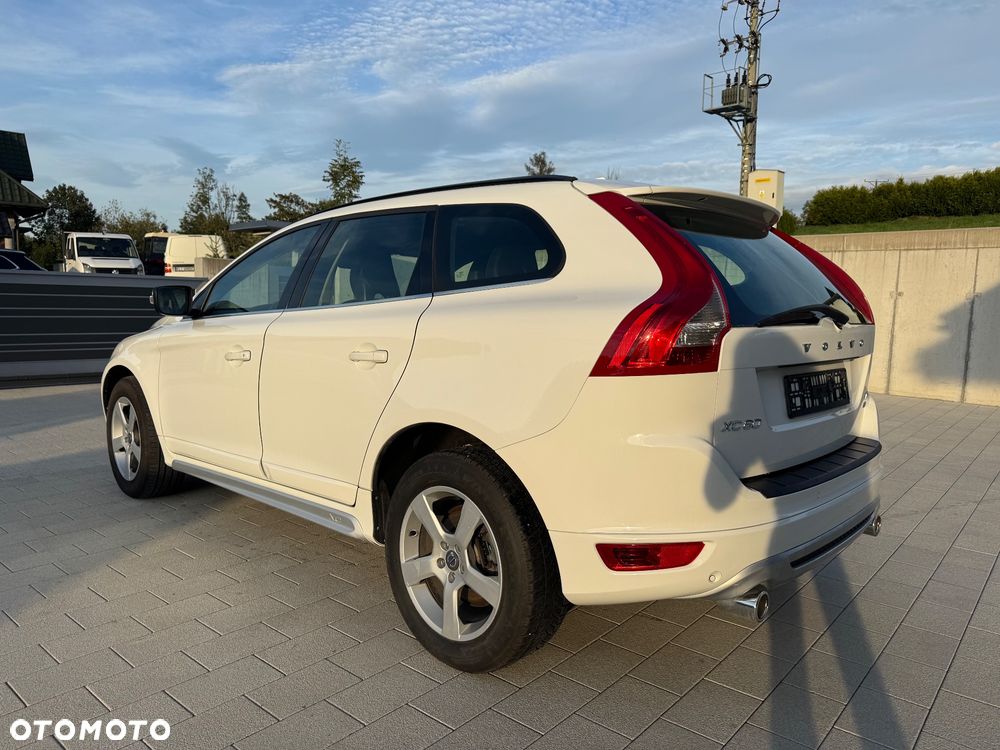 Volvo XC 60 D3 AWD R Design - 8