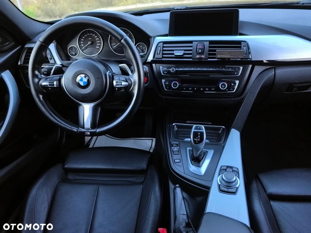 BMW Seria 3 320d Sport-Aut - 21