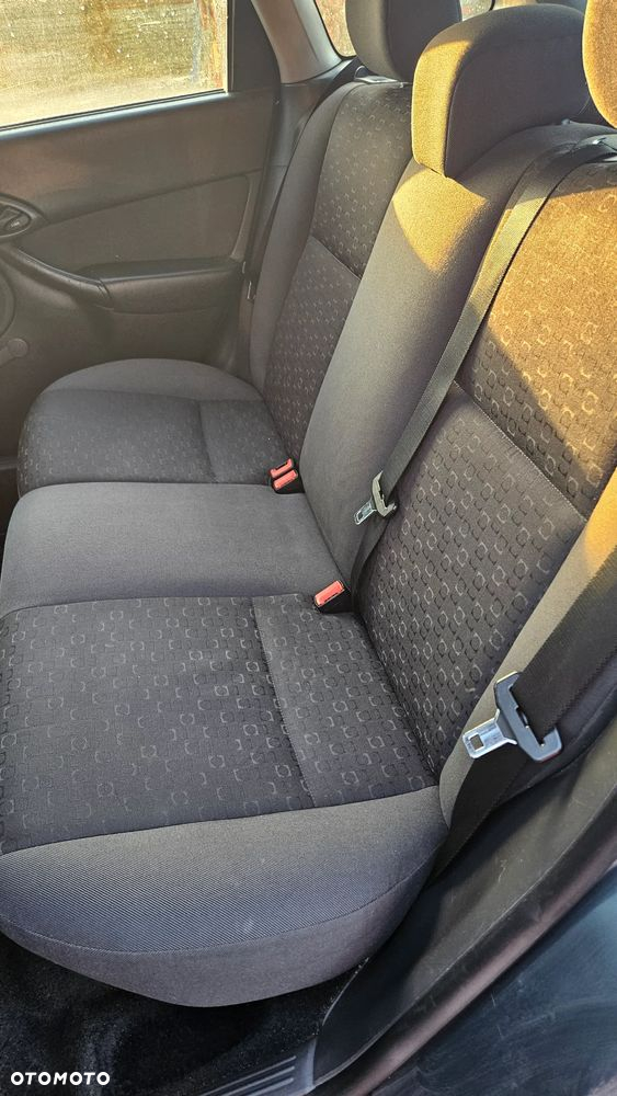 Ford Focus - 17