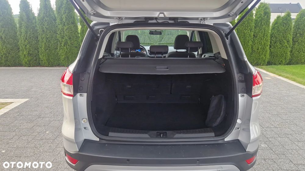 Ford Kuga 1.6 EcoBoost 2x4 Titanium - 33