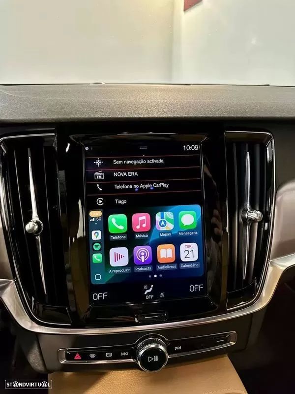 Volvo V90 2.0 D4 Momentum Geartronic - 22