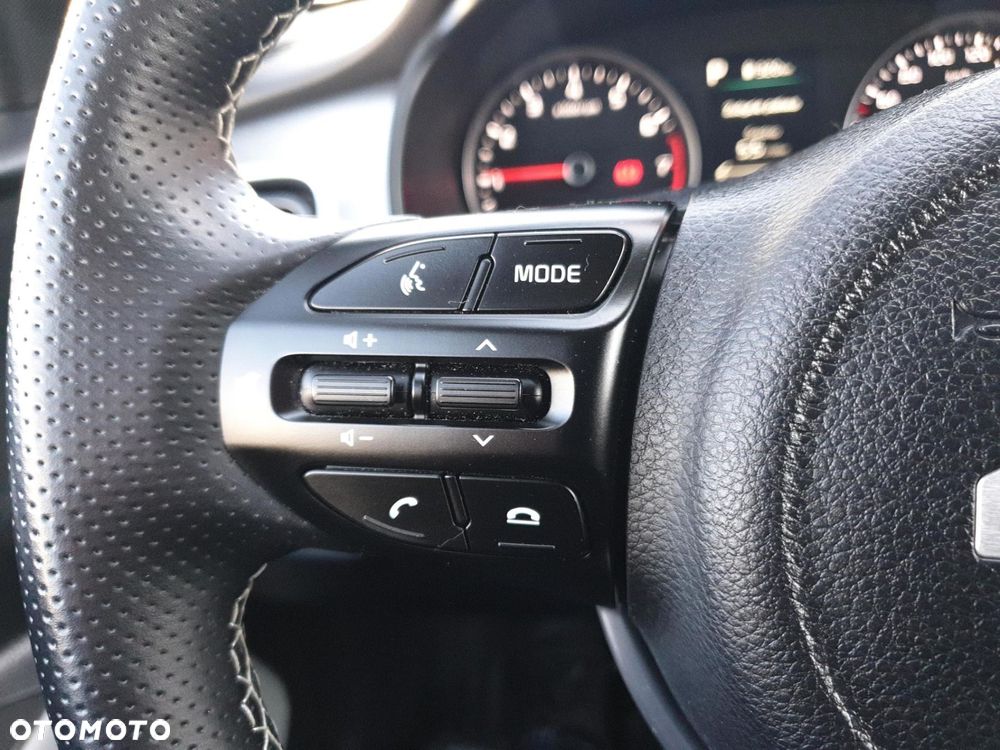 Kia Stonic 1.0 T-GDI L Business Line DCT - 16