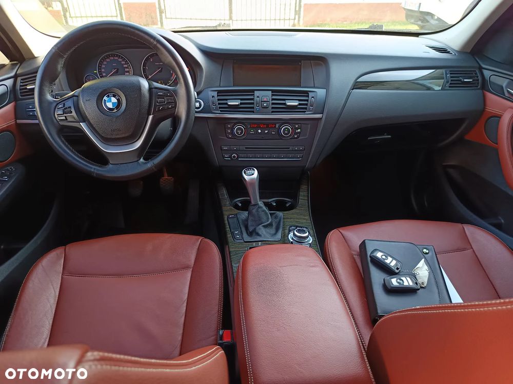 BMW X3 xDrive20d - 12