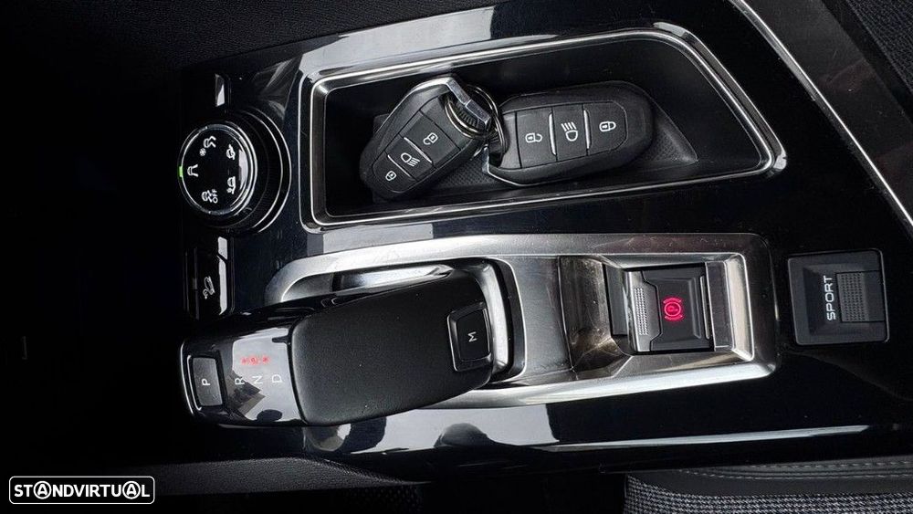 Peugeot 3008 1.6 BlueHDi Allure EAT6 - 14