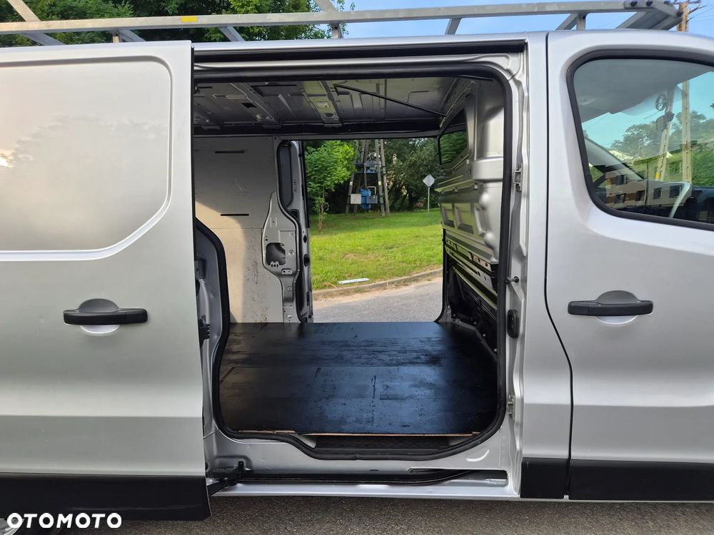 Opel Vivaro - 9