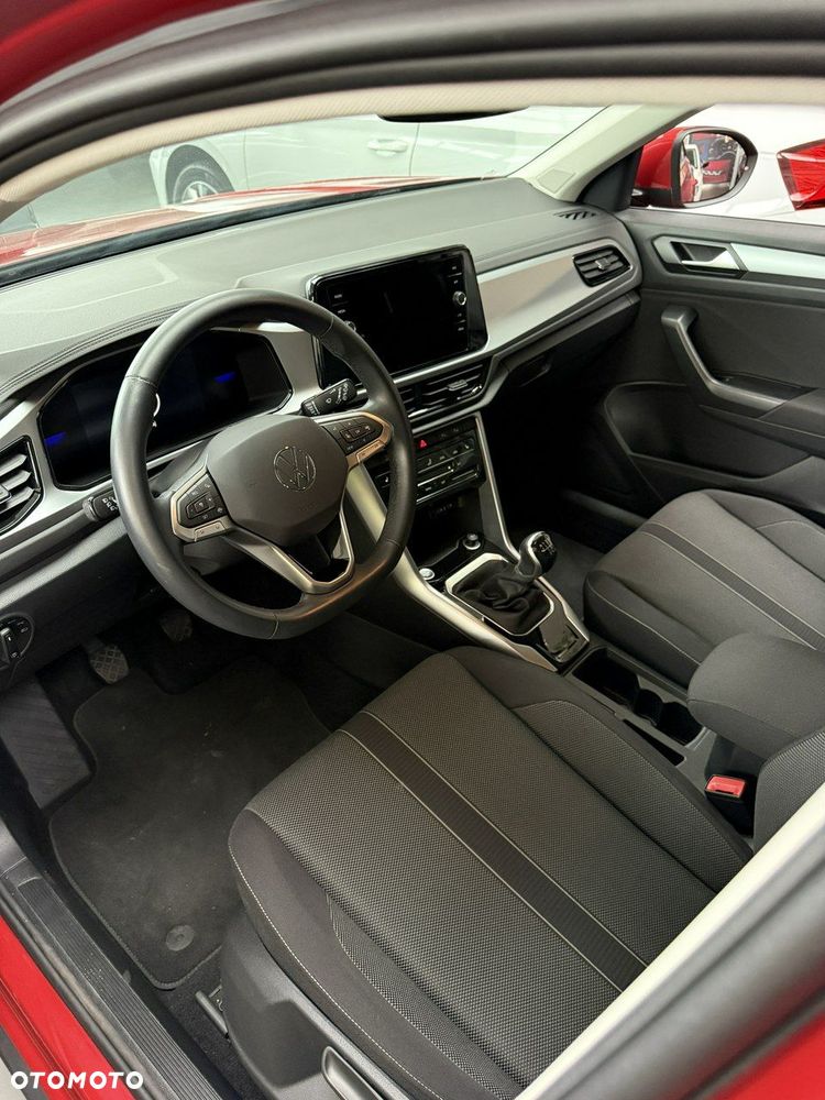 Volkswagen T-Roc - 9