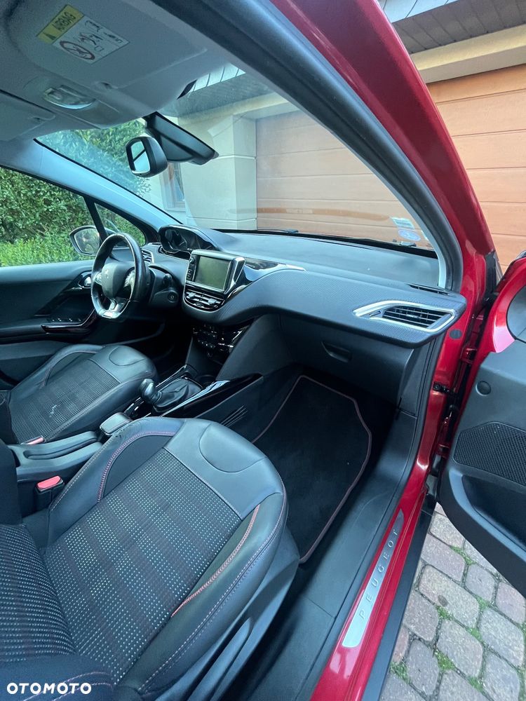 Peugeot 2008 PureTech 110 Stop&Start GT-Line Edition - 40